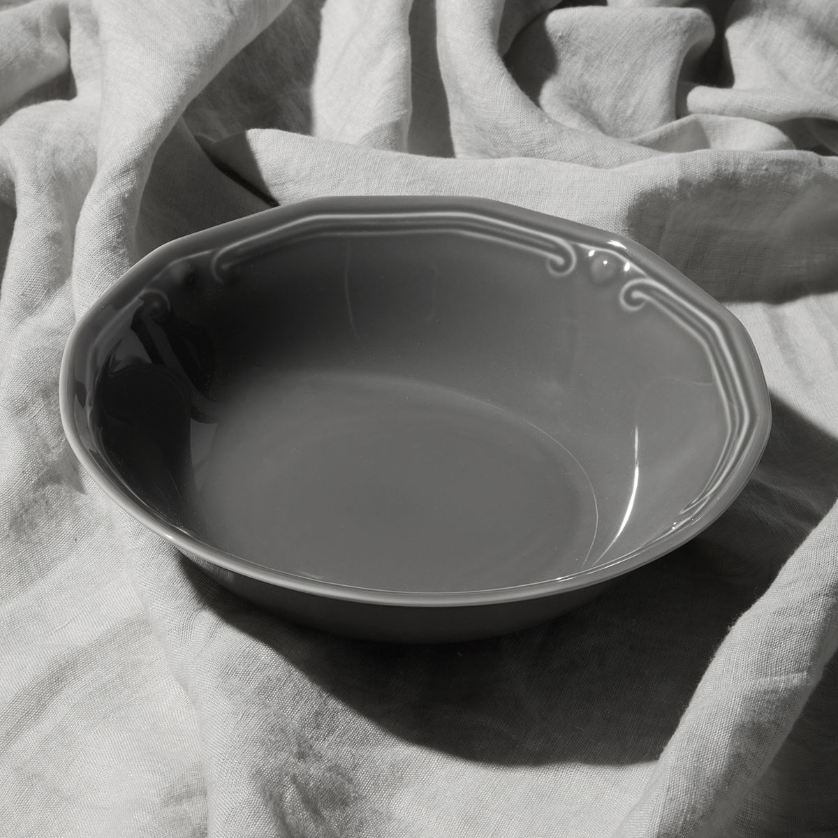 ESTIA ESTIA ΣΑΛΑΤΙΕΡΑ ATHÉNÉE ΠΟΡΣΕΛΑΝΙΝΗ ΑΝΑΓΛΥΦΗ 23cm GREY