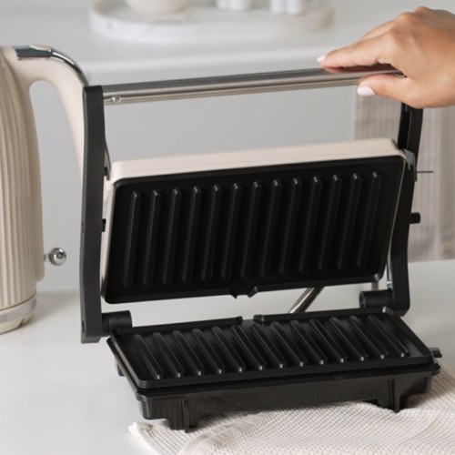 Izzy Σαντουϊτσιέρα Panini Vintage IZ-2025 (224336) Creme για 2 Τοστ 1000W