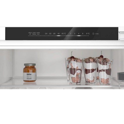 Bosch Ψυγειοκαταψύκτης Εντοιχιζόμενος KIN96VFD0 NoFrost 290lt Υ193.5xΠ55.8xΒ54.8εκ.