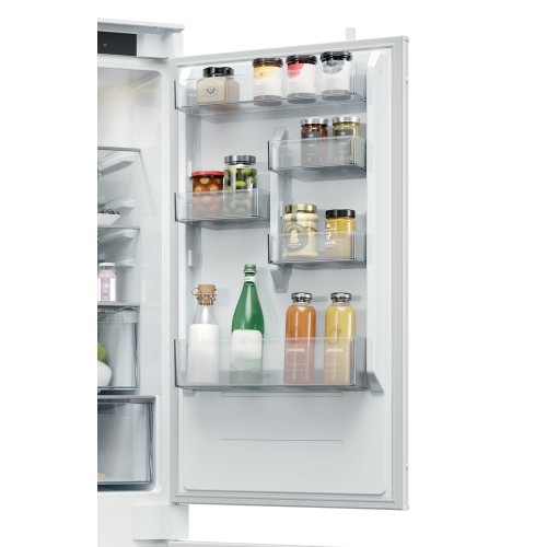 Candy Εντοιχιζόμενος Ψυγειοκαταψύκτης CNBQT3518E 251lt Υ177.2xΠ54xΒ55εκ.