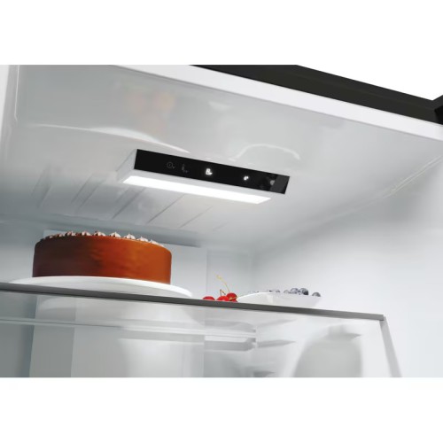 Candy Ψυγειοκαταψύκτης CNCQ4T620EB 409lt NoFrost Υ205xΠ59.5xΒ66.7εκ. Μαύρος