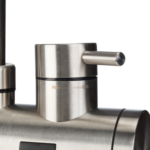 Osio Ταχυθερμαντήρας βρύση OHF-2045 τοίχου με οθόνη inox για μπάνιο 3300W