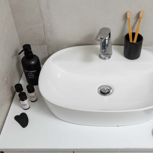 Estia Dispenser MYST 310ml STONEWARE 7x7x19cm ΜΑΥΡΟ