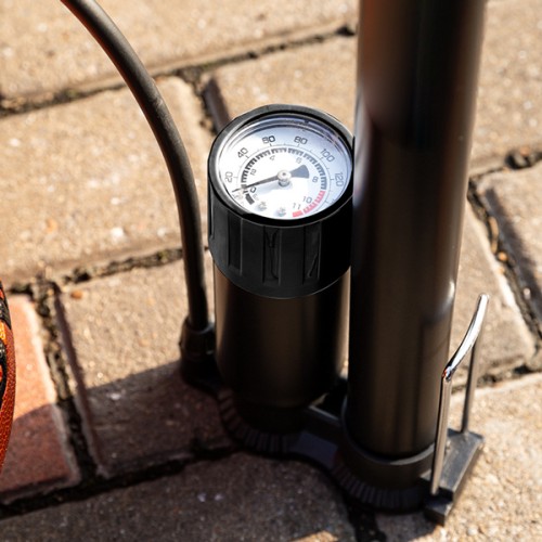 DELI DELI τρόμπα χειρός DL-QT002 με μανόμετρο, 120PSI, μαύρη