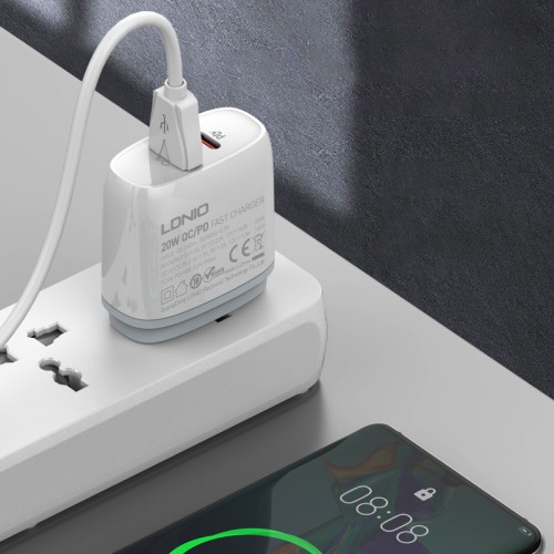 LDNIO LDNIO φορτιστής τοίχου Q229 με καλώδιο, USB & USB-C, 20W PD, λευκός
