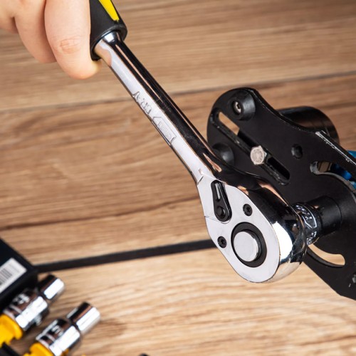 DELI DELI σετ καστάνια με καρυδάκια DL2012T, 45 δόντια, 1/2